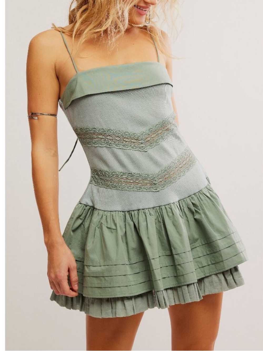 FREE PEOPLE Bliss Beauty
Mini Dress / Lily Pad, NWT